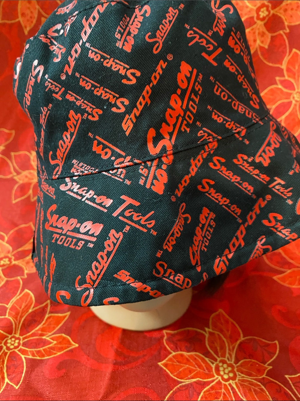 Snap-On tools bucket hat